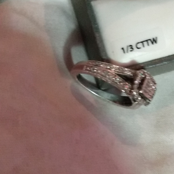 Jewelry - Picture 4 of 11